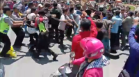 Tak Puas Dalam Aksinya” Mahasiswa Sempat Bentrok Dengan Petugas