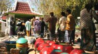 Nyadar, Tradisi Ini Dilakuakan Setiap Tahun Bagi Masyarakat Areal Penggaraman