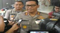 Polisi “Ungkap” Ada Upaya Penyerangan Presiden dan Pendanaan Aksi Kerusuhan