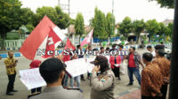 Gruduk Kantor Dewan, Belasan Mahasiswa Suarakan Pasar Lenteng Sumenep