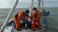 Hari ini Tim SAR Kembali Temukan 2 Korban Kapal Tenggelam di Perairan Spudi