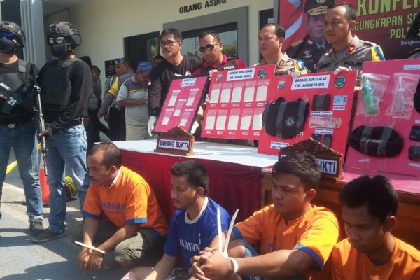 Satgas Narkoba Bangkalan Berhasil Amankan Sabu Seberat 1,4 Kg dan 4 Tersangka Jaringan Dari Berbagai Daerah