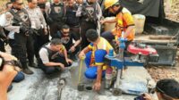 Tak Hanya Jago Urusan Kriminal, Kapolres Lumajang Cek Kwalitas Jalan Rabat Betton Dengan Tim Ahli