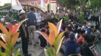 Merasa Dianak Tirikan, Mahasiswa Kepulaun Demo Rumdis Bupati Sumenep