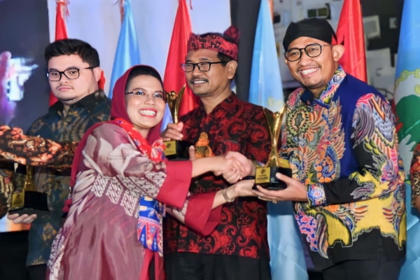 Harkop Yang Ke-76, Bupati Sumenep Terima Penghargaan Lagi di Jakarta