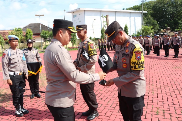 Kapolsek Kota Sumenep Dapat Bendera Tengkorak