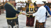 Bupati Sumenep, Lestarikan Budaya Jamasan Pusaka Keraton Setiap Tahun