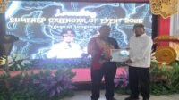 Kalender Of Ivent 2025 Dibuka, Bupati Sumenep Berikan Penghargaan Kepada PD MIO