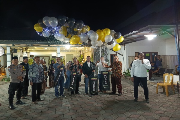 Pemerintah Desa Kolor Malam ini Resmikan Cafe Kober