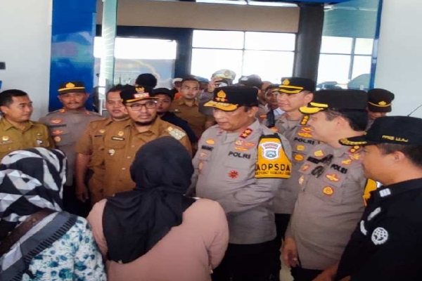 Bupati Sumenep Beserta Kapolda Jatim Pastikan Arus Balik Aman dan Lancar